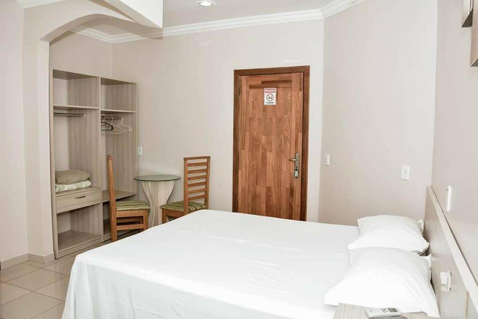 Hotel G & K Brasileia Екстер'єр фото